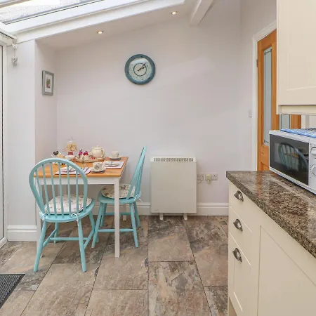 Blacksmith's Nyaraló *